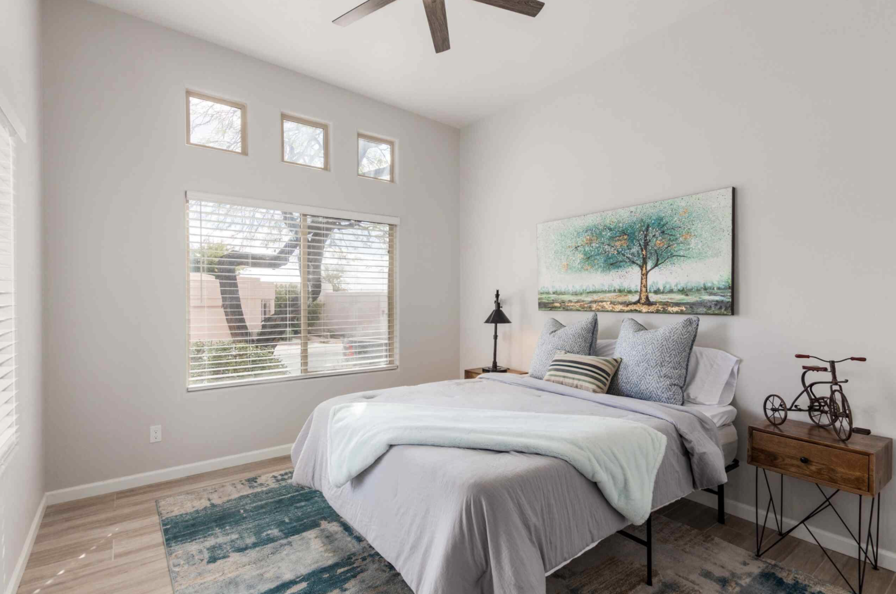 The Lomas — Bedroom 5