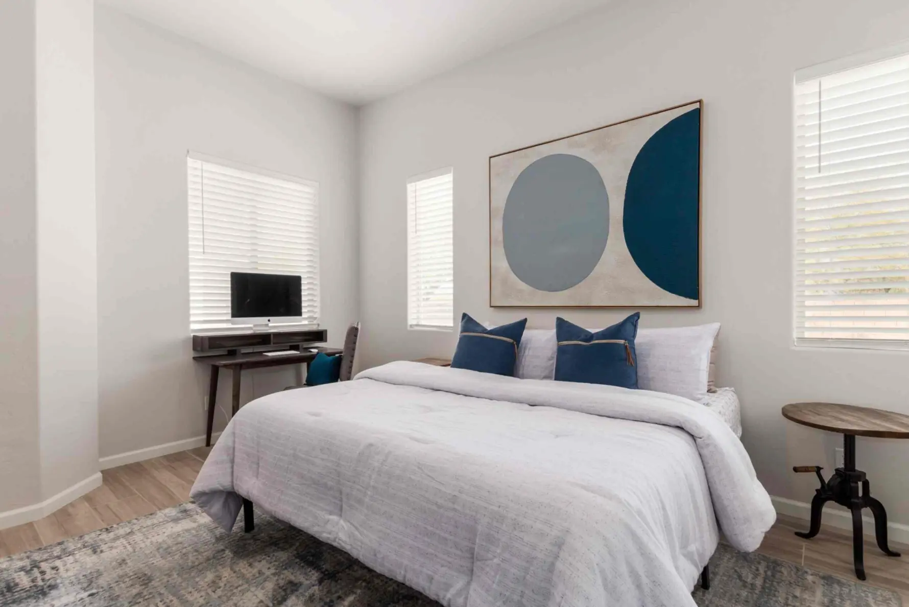 The Lomas — Bedroom 1