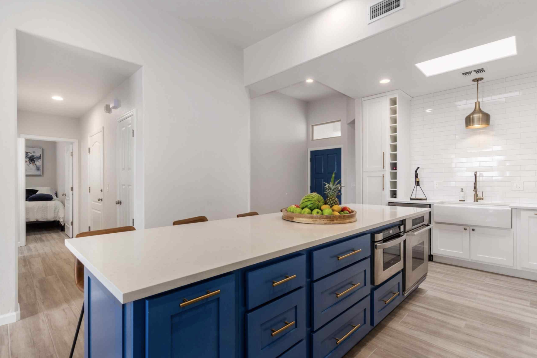 The Lomas — Kitchen island