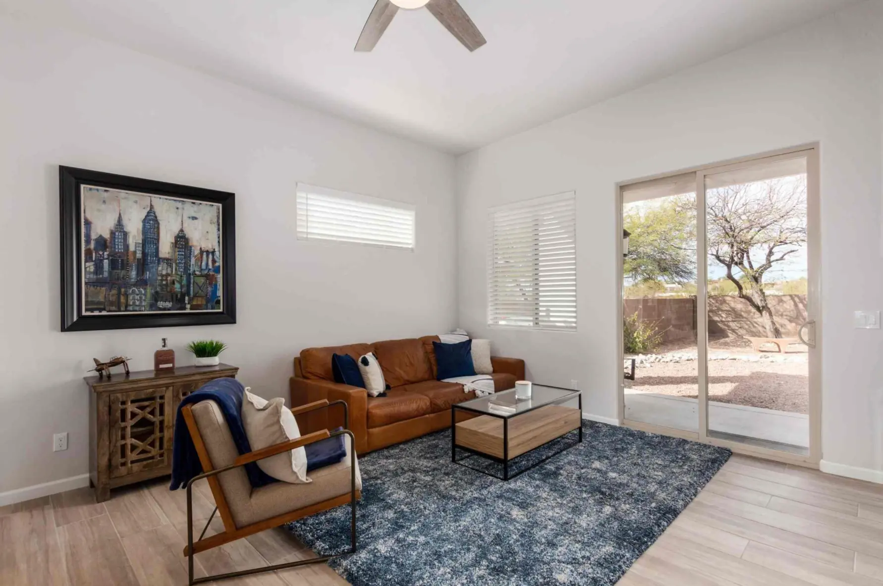 The Lomas — Living room