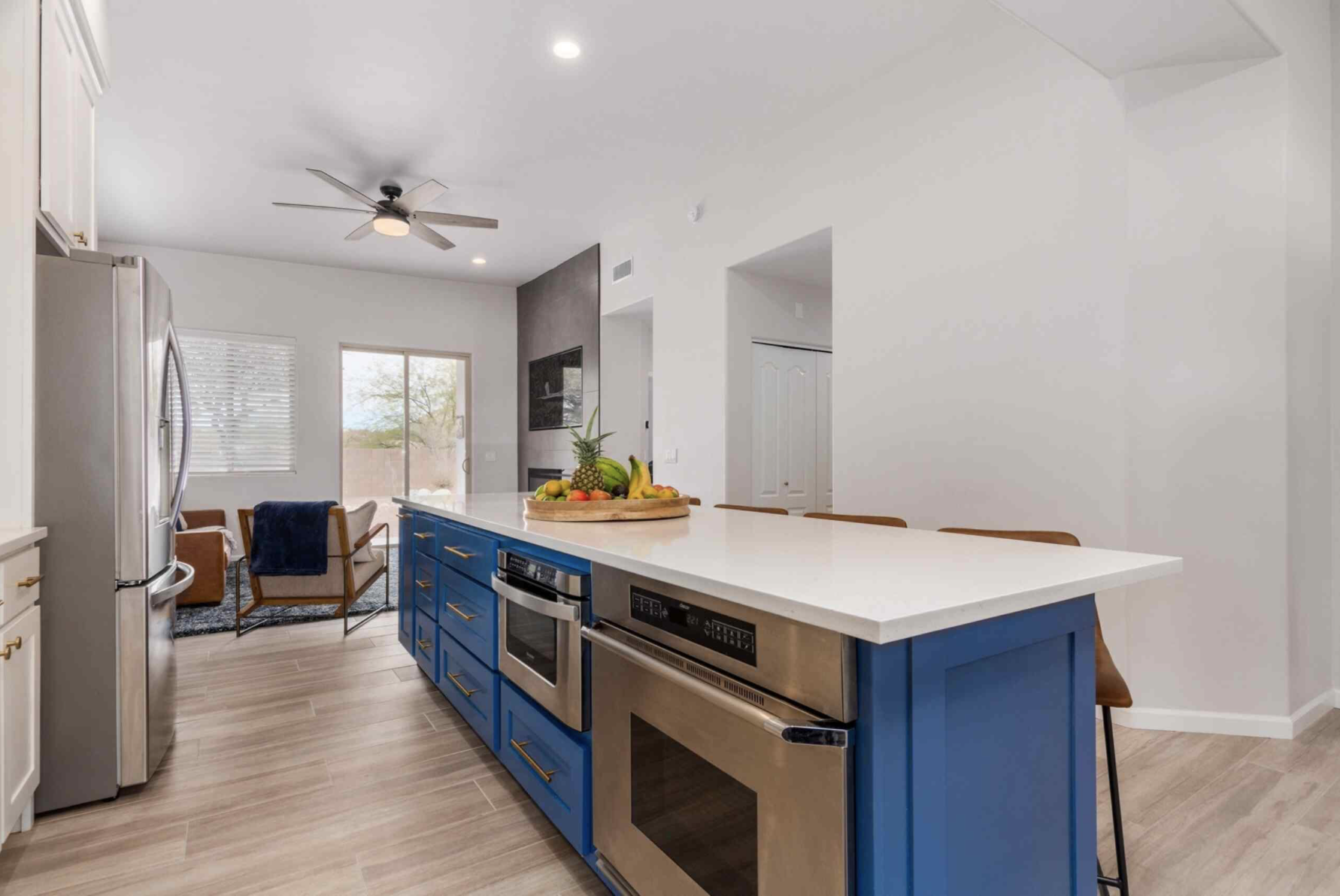 The Lomas — Open kitchen